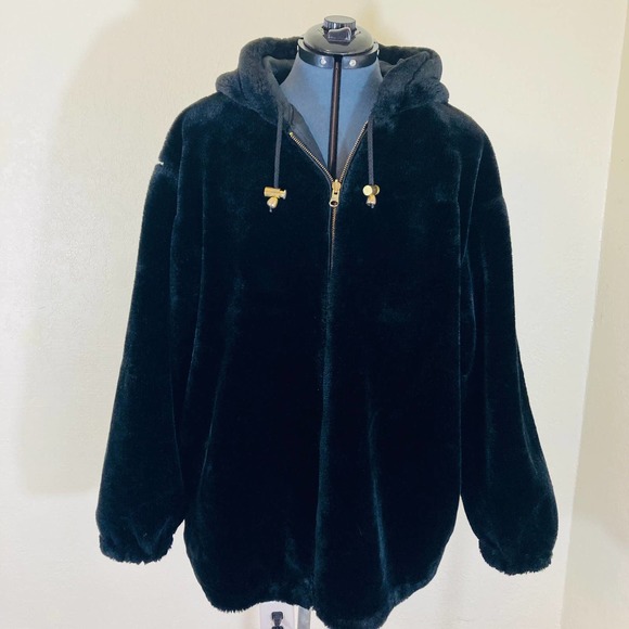 Fully Reversible Luxurious ebony black lined faux fur coat - Picture 1 of 6